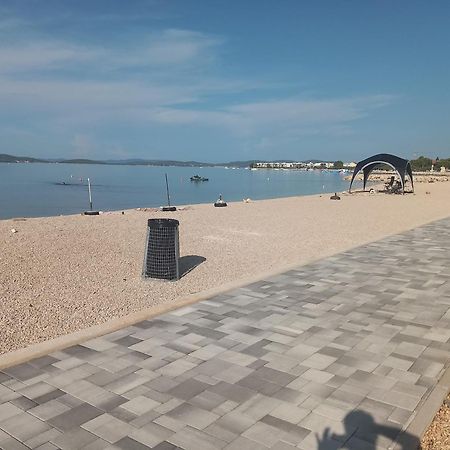 Apartman Zora Sukošan Buitenkant foto